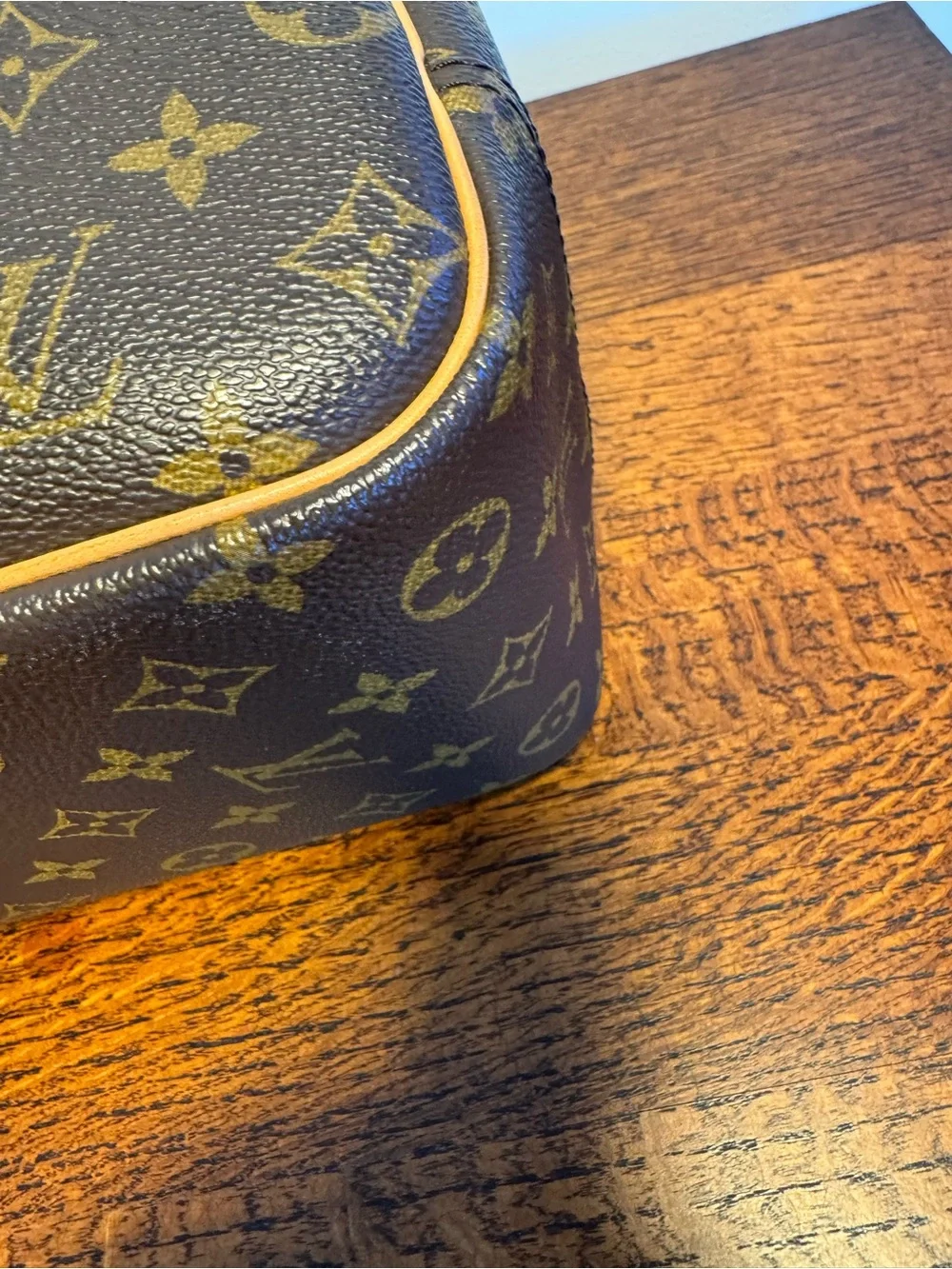 Louis Vuitton Vintage Deauville Monogram Bag with COA